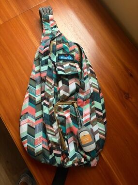 Kavu Chevron Sling Bag in Teal Coral Brown